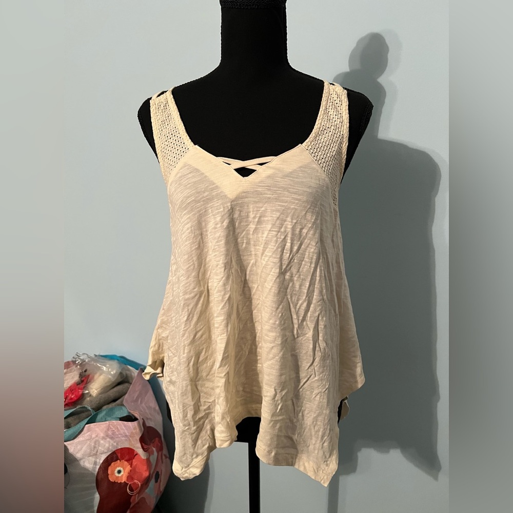 Cream tank top with detailing